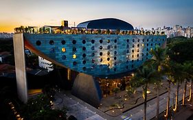 Hotel Unique